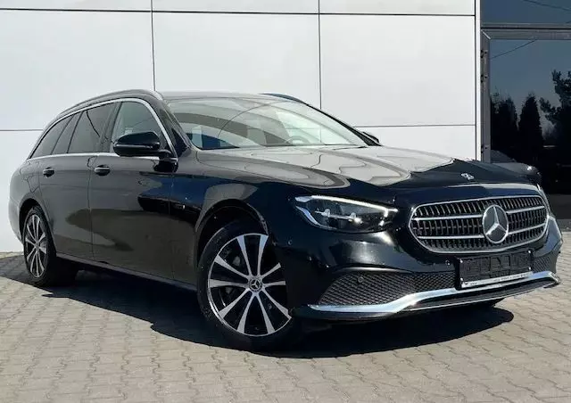 MERCEDES-BENZ Klasa E 300 de Avantgarde