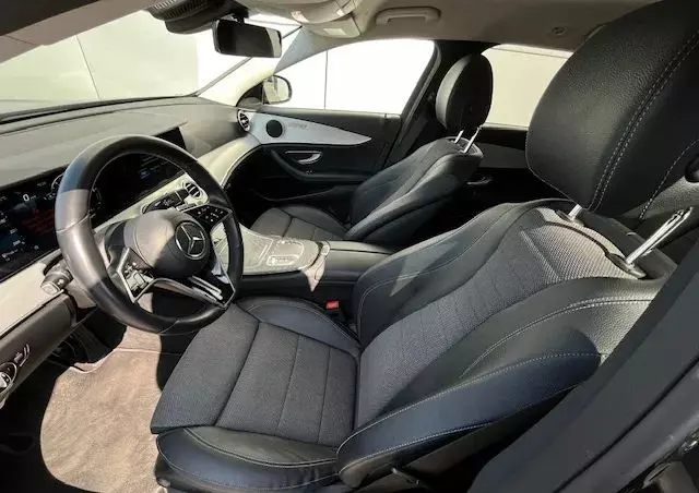 MERCEDES-BENZ Klasa E 300 de Avantgarde
