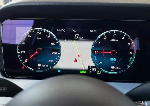 MERCEDES-BENZ Klasa E 300 de Avantgarde