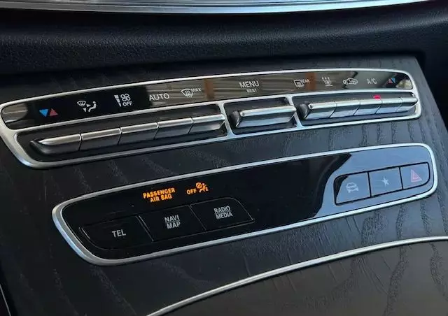 MERCEDES-BENZ Klasa E 300 de Avantgarde