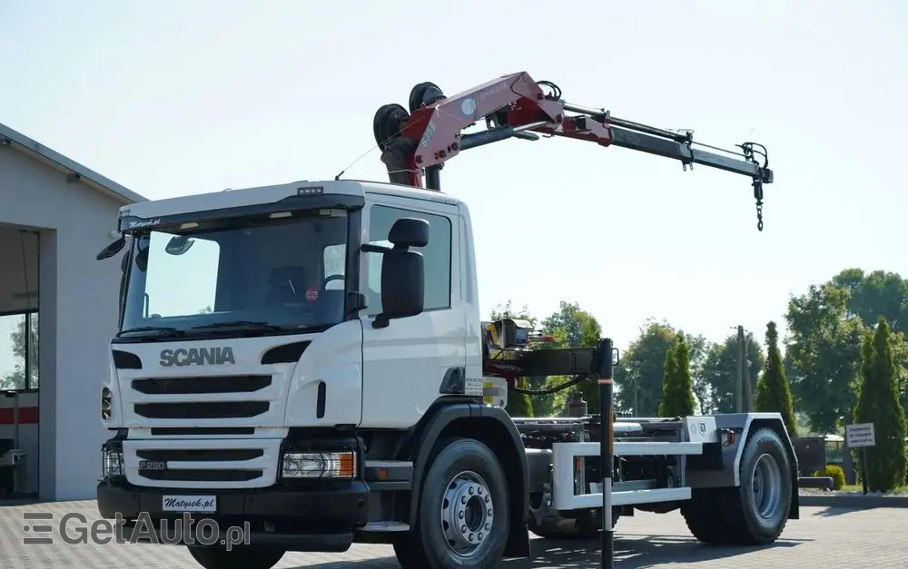 SCANIA P 280 / 4X2 / SIŁOWNIK DO WYWROTU / + HDS HMF 635 / UDŹWIG 1 500 KG / MAX WYSÓW 7 M / STEROWANIE RADIOWE / EURO 6 