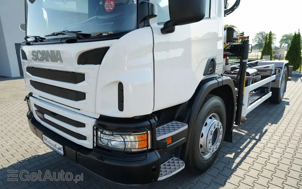 SCANIA P 280 / 4X2 / SIŁOWNIK DO WYWROTU / + HDS HMF 635 / UDŹWIG 1 500 KG / MAX WYSÓW 7 M / STEROWANIE RADIOWE / EURO 6 