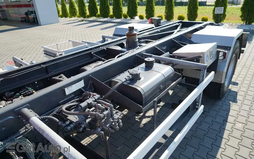 SCANIA P 280 / 4X2 / SIŁOWNIK DO WYWROTU / + HDS HMF 635 / UDŹWIG 1 500 KG / MAX WYSÓW 7 M / STEROWANIE RADIOWE / EURO 6 