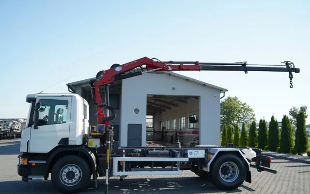 SCANIA P 280 / 4X2 / SIŁOWNIK DO WYWROTU / + HDS HMF 635 / UDŹWIG 1 500 KG / MAX WYSÓW 7 M / STEROWANIE RADIOWE / EURO 6 