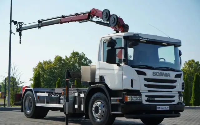SCANIA P 280 / 4X2 / SIŁOWNIK DO WYWROTU / + HDS HMF 635 / UDŹWIG 1 500 KG / MAX WYSÓW 7 M / STEROWANIE RADIOWE / EURO 6 