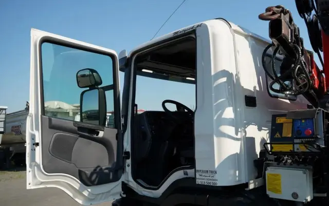 SCANIA P 280 / 4X2 / SIŁOWNIK DO WYWROTU / + HDS HMF 635 / UDŹWIG 1 500 KG / MAX WYSÓW 7 M / STEROWANIE RADIOWE / EURO 6 