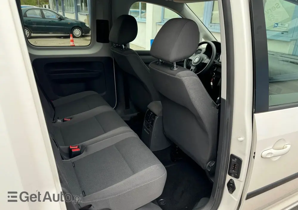 VOLKSWAGEN Caddy 2.0 TDI Comfortline 4Motion DSG