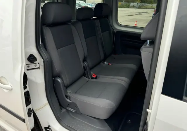 VOLKSWAGEN Caddy 2.0 TDI Comfortline 4Motion DSG