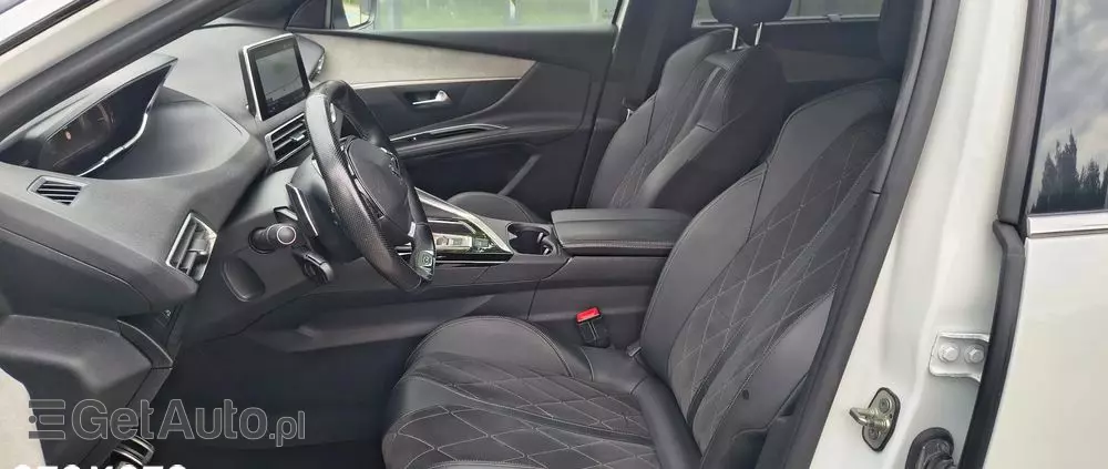 PEUGEOT 5008 BlueHDI 180 EAT8 GT