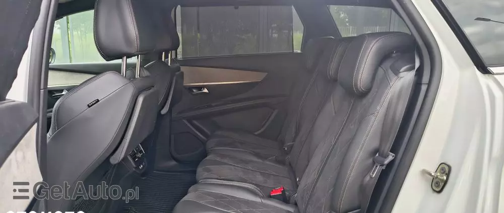 PEUGEOT 5008 BlueHDI 180 EAT8 GT