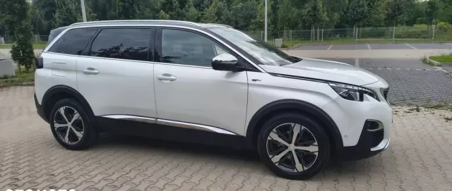 PEUGEOT 5008 BlueHDI 180 EAT8 GT