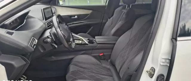 PEUGEOT 5008 BlueHDI 180 EAT8 GT