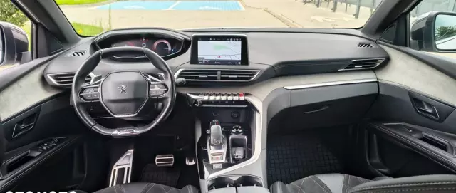 PEUGEOT 5008 BlueHDI 180 EAT8 GT