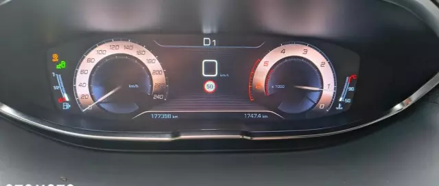 PEUGEOT 5008 BlueHDI 180 EAT8 GT