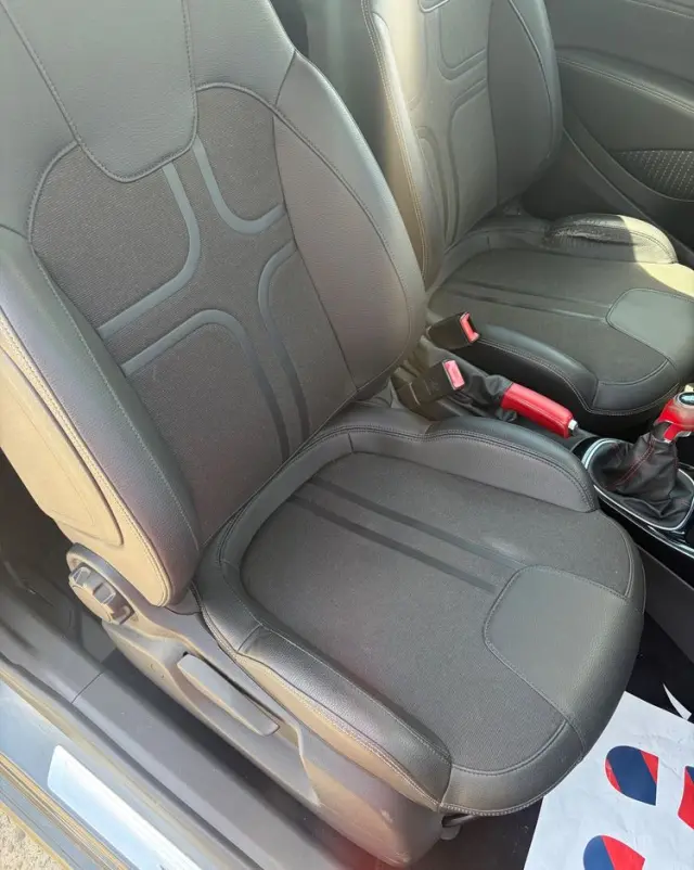 OPEL Adam 1.4 Start/Stop Black Jack