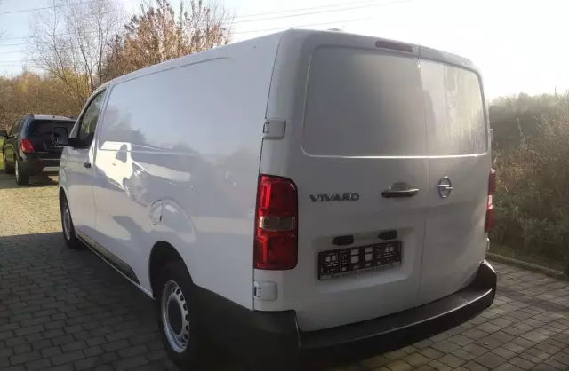 OPEL Vivaro 
