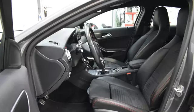 MERCEDES-BENZ Klasa A 