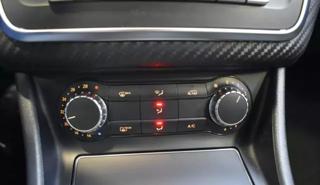 MERCEDES-BENZ Klasa A 