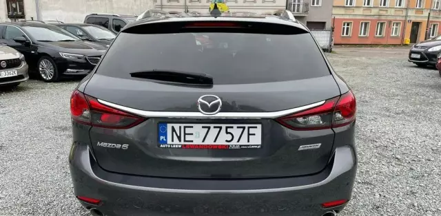 MAZDA 6 
