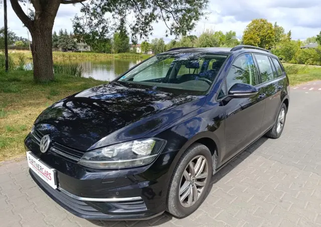 VOLKSWAGEN Golf Variant 1.6 TDI BMT Comfortline