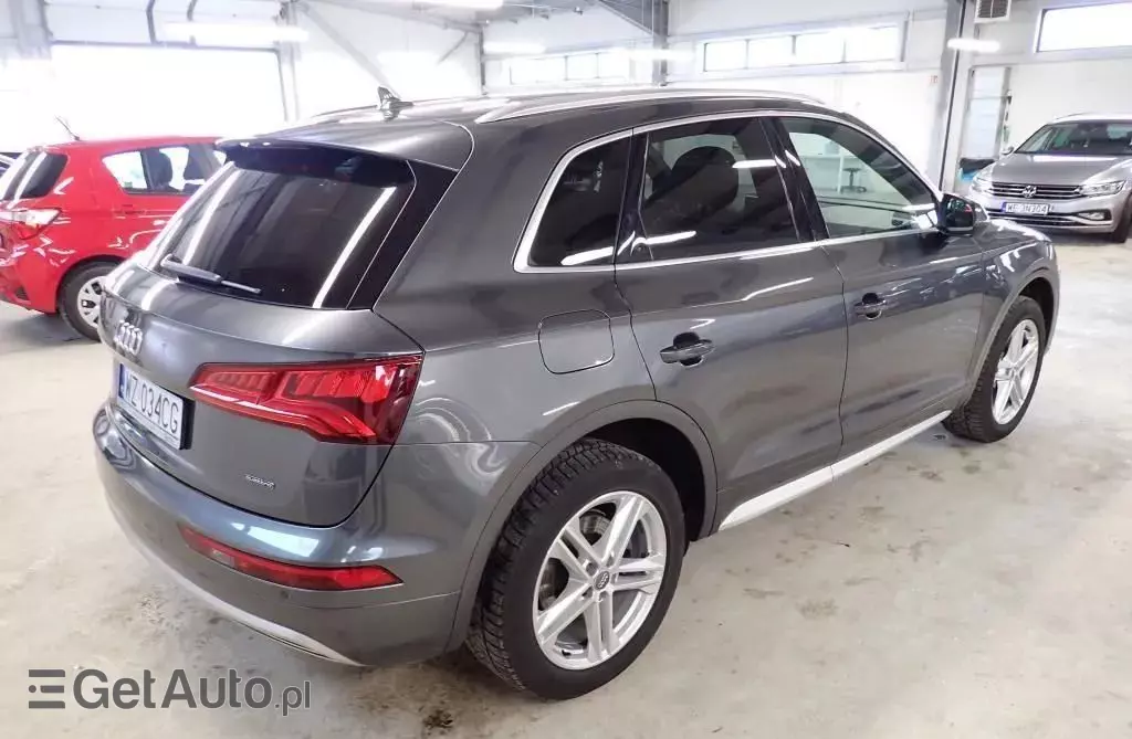 AUDI Q5 