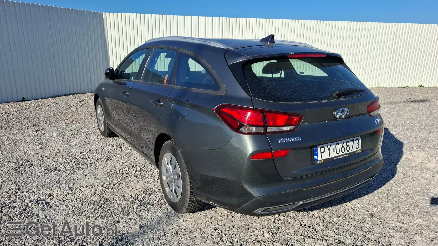 HYUNDAI I30 Modern