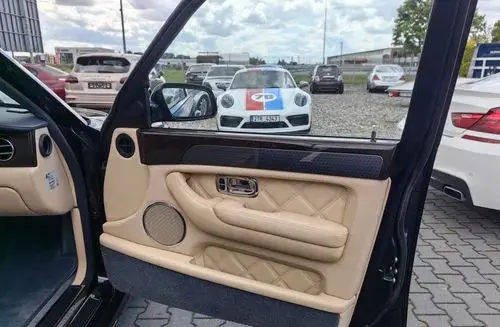 BENTLEY Arnage 