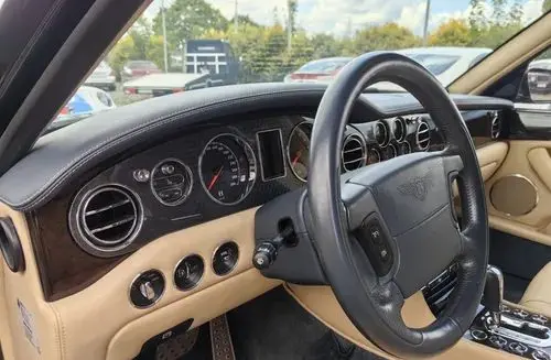 BENTLEY Arnage 