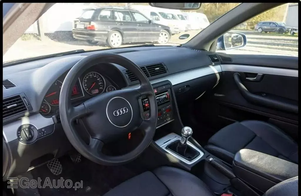 AUDI A4 