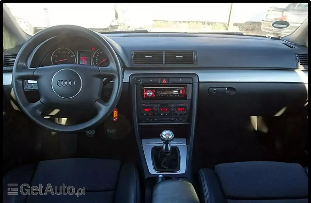 AUDI A4 