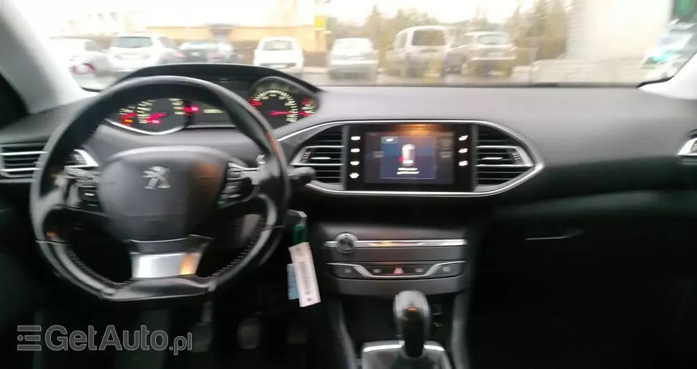 PEUGEOT 308 SW PureTech 110 Stop & Start Style