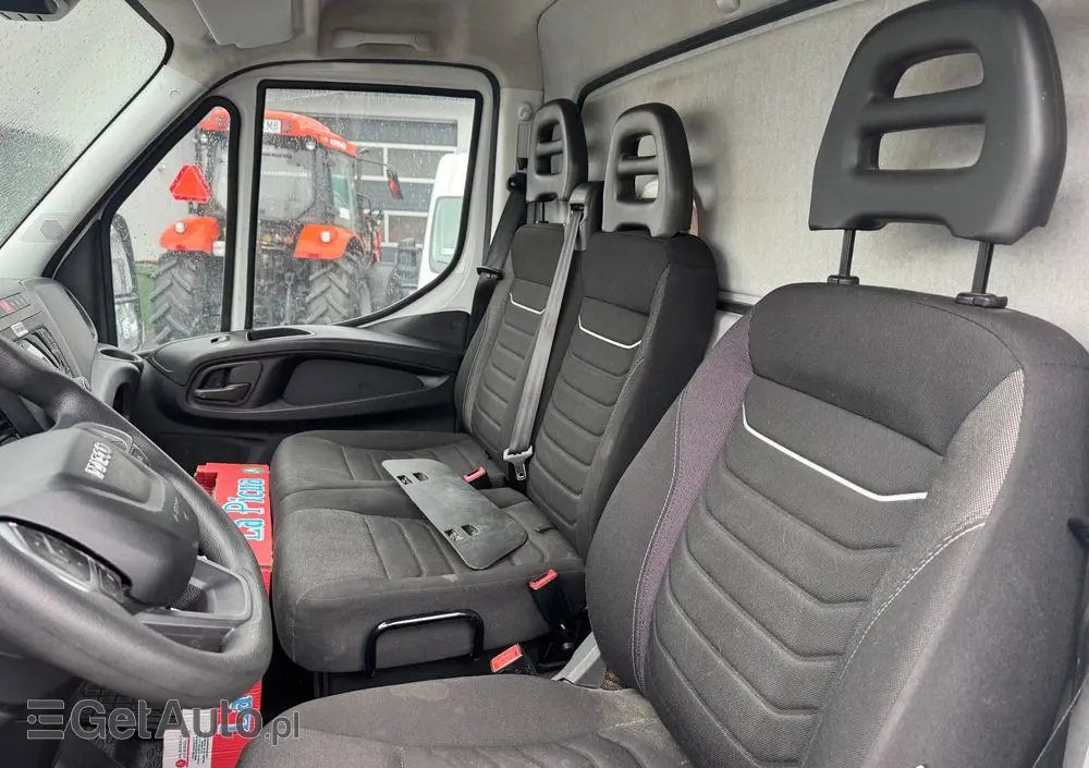 IVECO DAILY 35S14 35C18 50C15 50C17 35C14 35C15 35C17 35C18 70C17 72C15 70C18 KONTENER MEBLOWY MEBLOWÓZ 