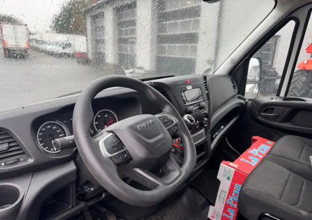 IVECO DAILY 35S14 35C18 50C15 50C17 35C14 35C15 35C17 35C18 70C17 72C15 70C18 KONTENER MEBLOWY MEBLOWÓZ 
