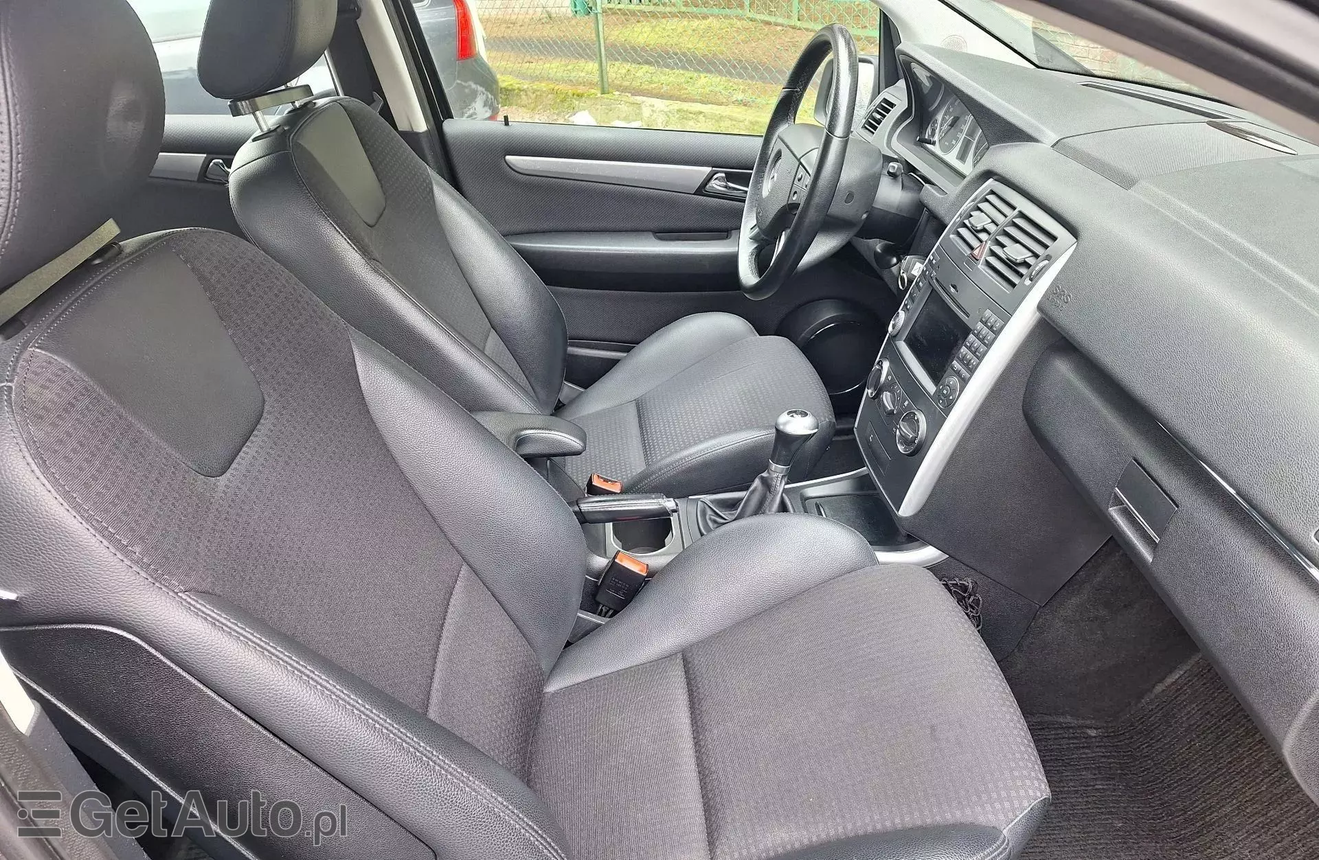 MERCEDES-BENZ Klasa B B 180 CDI (109 KM)