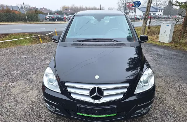 MERCEDES-BENZ Klasa B B 180 CDI (109 KM)