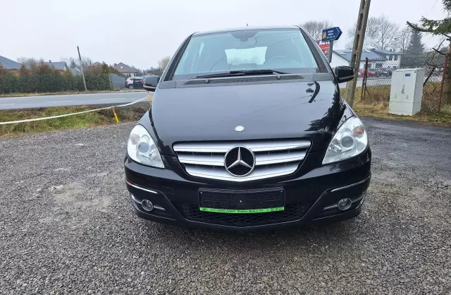 MERCEDES-BENZ Klasa B B 180 CDI (109 KM)