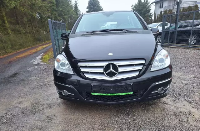 MERCEDES-BENZ Klasa B B 180 CDI (109 KM)
