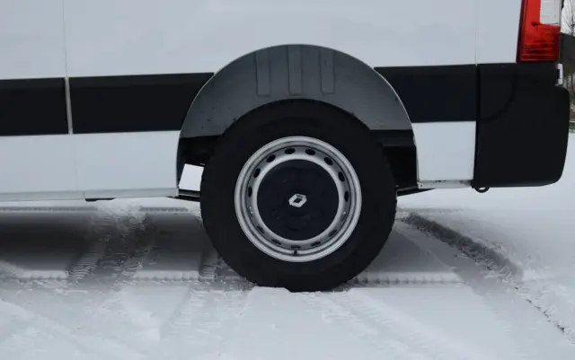 RENAULT MASTER / 2.3 - 150 KM / BRYGADÓWKA / DOKA / 7 OSOBOWY / DOSTAWCZE / BLASZAK / KLIMA / TEMPOMAT / SPROWADZONY 