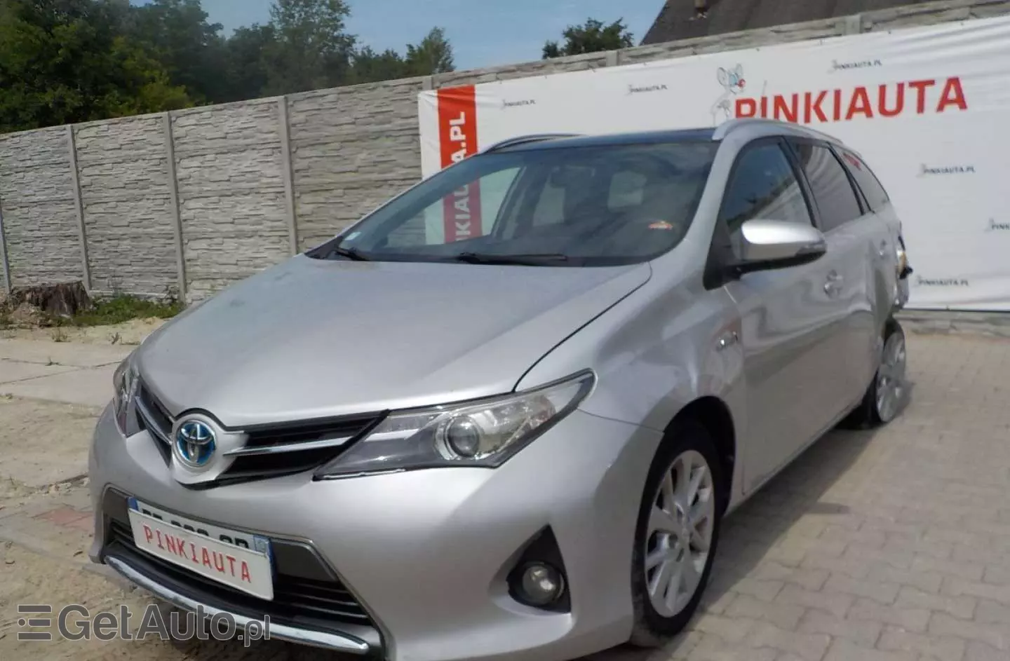 TOYOTA Auris 