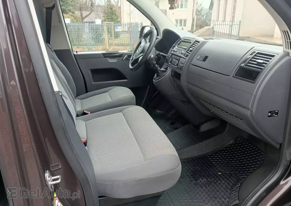 VOLKSWAGEN Caravelle 2.0 TDI L1 Comfortline