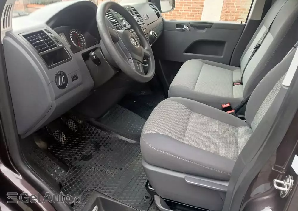 VOLKSWAGEN Caravelle 2.0 TDI L1 Comfortline