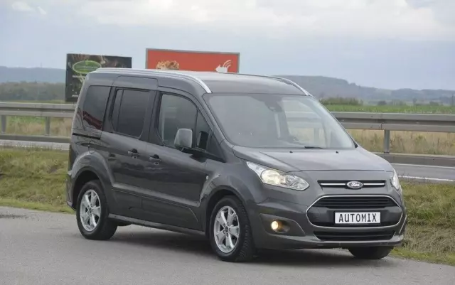 FORD Tourneo Connect 1.0 EcoBoost Start-Stop Titanium