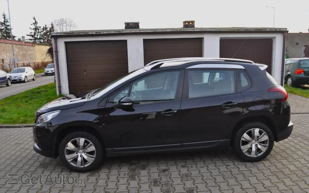 PEUGEOT 2008 1.2 Pure Tech Style S&S