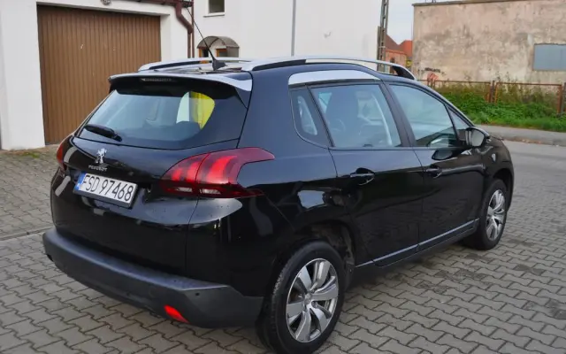 PEUGEOT 2008 1.2 Pure Tech Style S&S