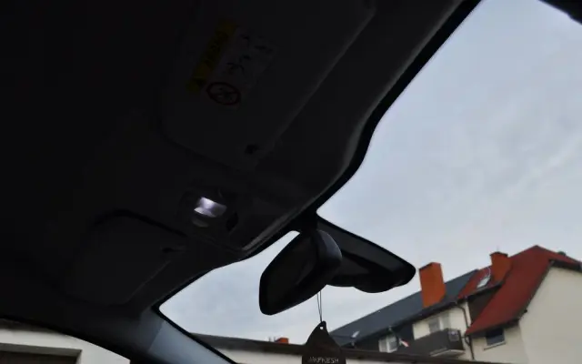 PEUGEOT 2008 1.2 Pure Tech Style S&S