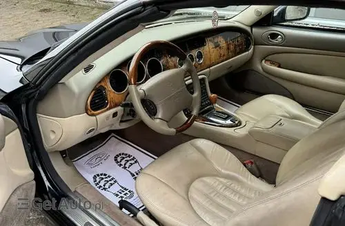 JAGUAR XK 