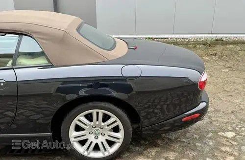JAGUAR XK 