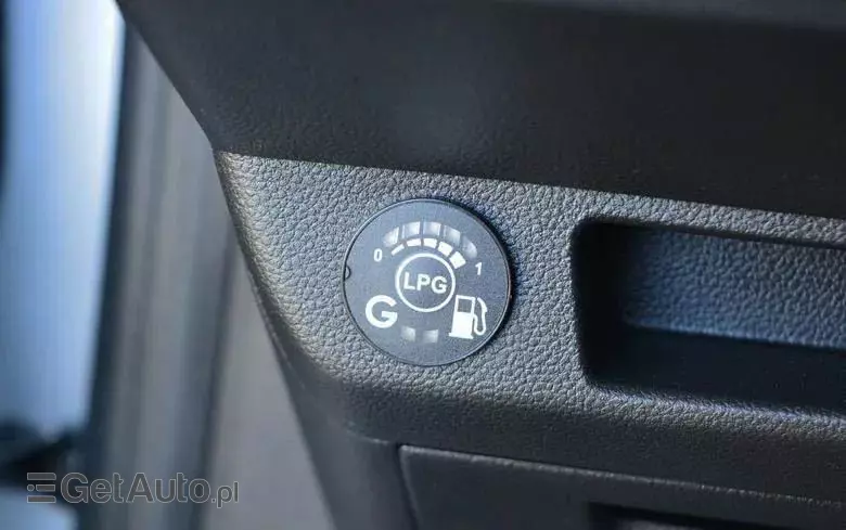 RENAULT Clio 1.0 TCe Zen