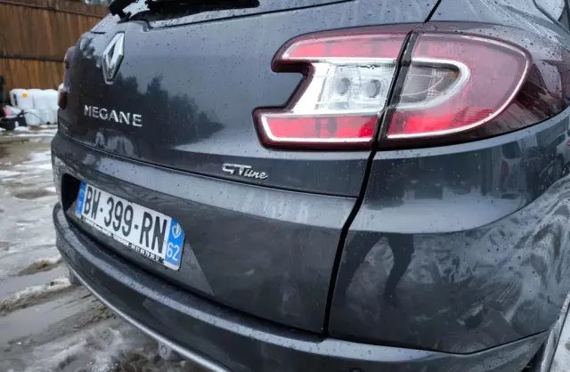 RENAULT Megane 