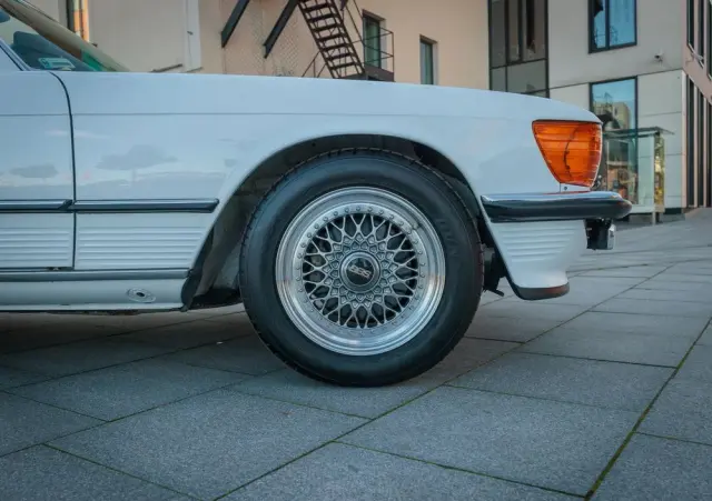 MERCEDES-BENZ SL 500